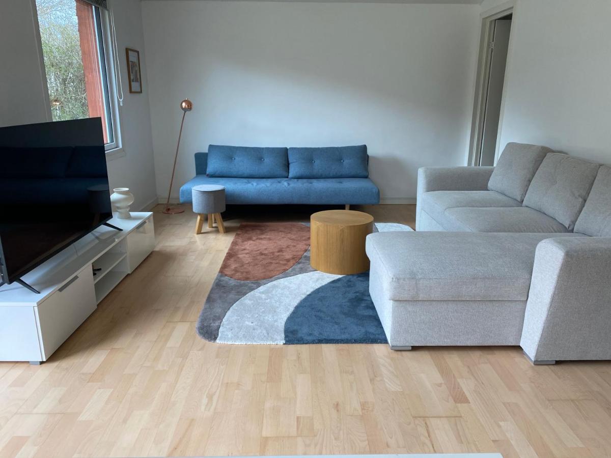 فيلا هيرليففي Cozy House With A Graden View المظهر الخارجي الصورة
