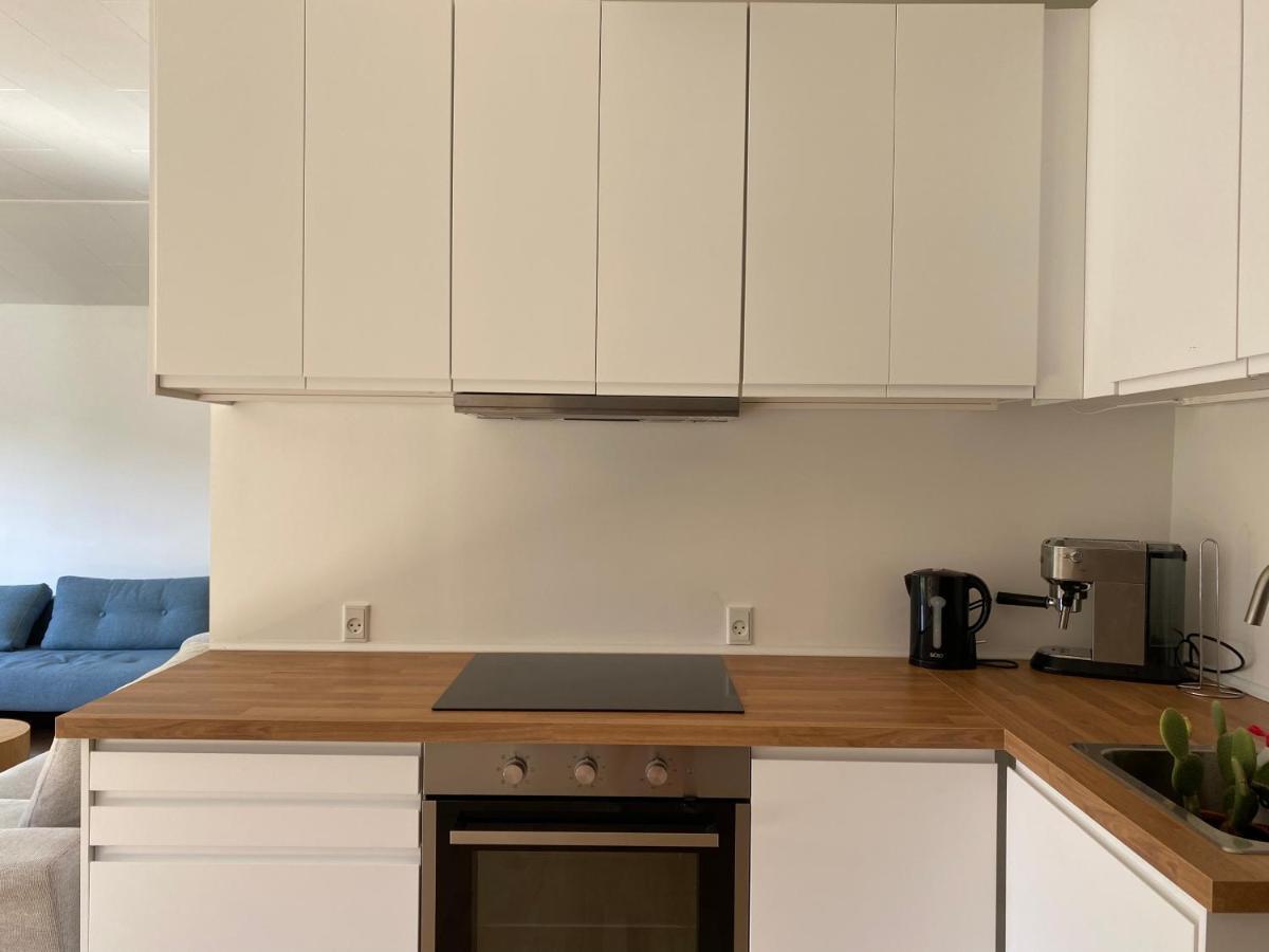 فيلا هيرليففي Cozy House With A Graden View المظهر الخارجي الصورة